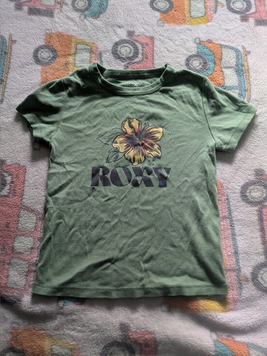 Roxy Tops - Roxy Women's Green Baby Tee